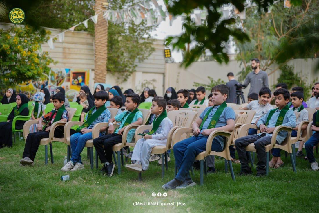 يعودُ مَركَزُ المُحسنِ لِثقافةِ الأَطفال ليَفتحَ ذِراعيهِ لِبَراعمِه اليافعة في رِحابِ برنامجِهِ الأسبوعيّ المُصادف يَوم الخَميس من كلِّ أسبوع. | 