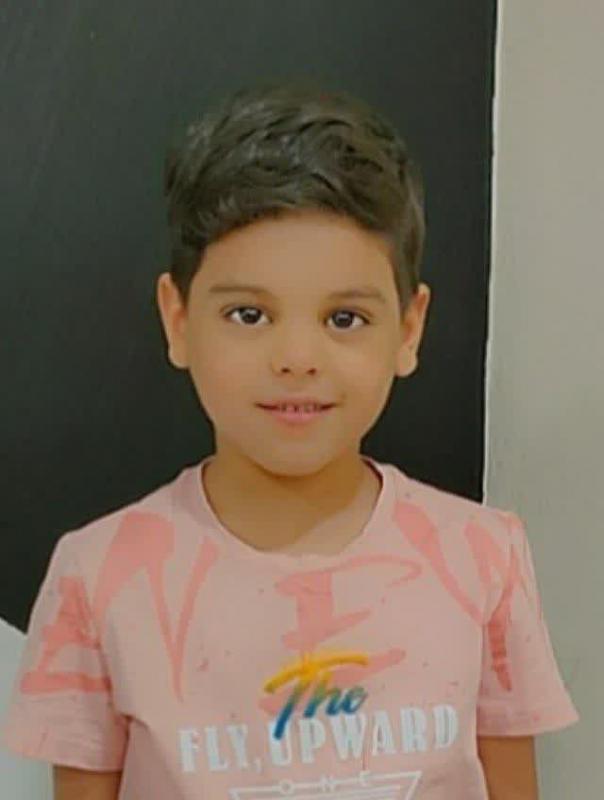 حسنين علي